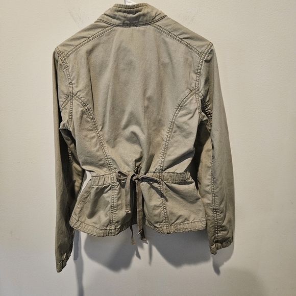 HOLLISTER WOMEN'S ARMY GREEN JACKET SIZE MEDIUM - Picture 8 of 12